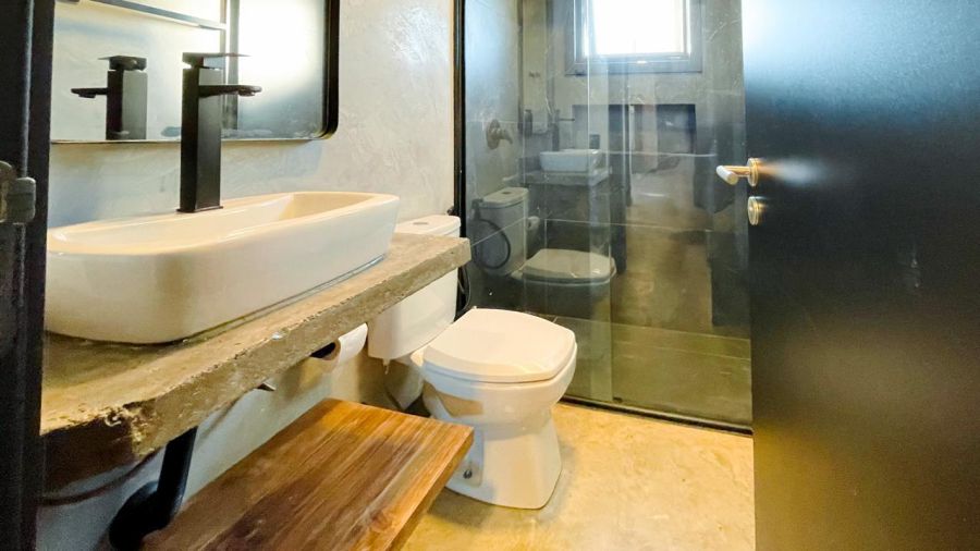 Casa em condomínio com 4 Dormitórios à venda, 222 m² por R$ 2.300.000,00 Casa em condomínio com 4 Dormitórios à venda, 222 m² por R$ 2.300.000,00