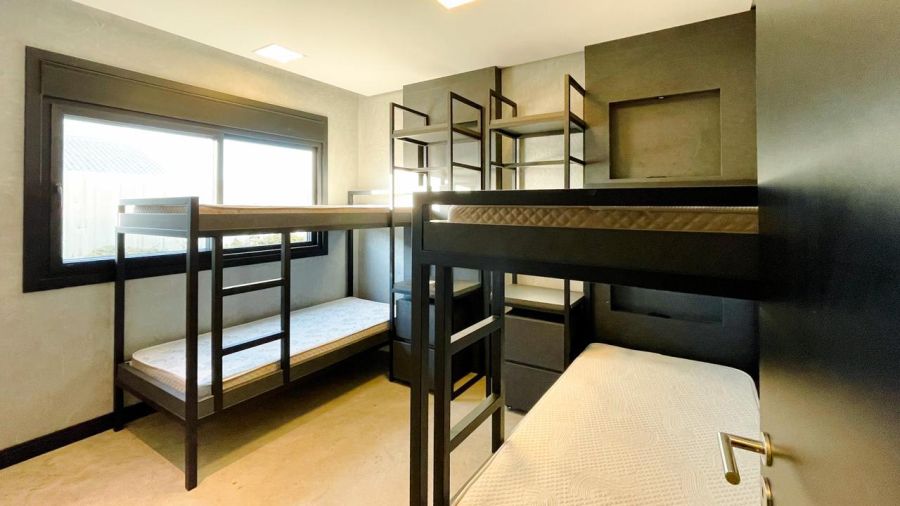 Casa em condomínio com 4 Dormitórios à venda, 222 m² por R$ 2.300.000,00 Casa em condomínio com 4 Dormitórios à venda, 222 m² por R$ 2.300.000,00