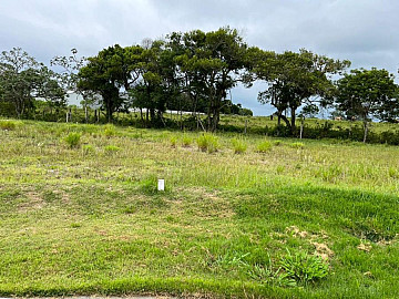 Terreno em bairro planejado
